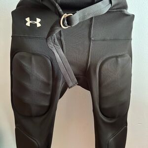 Youth UnderArmour football pants with pads